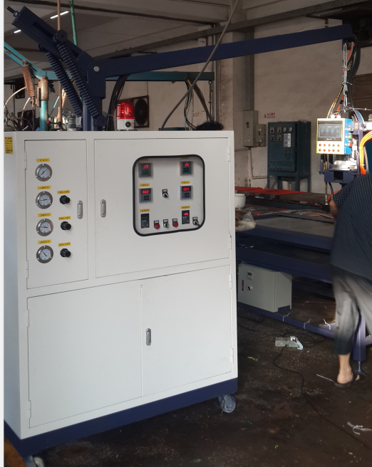 BJD-03微型二组份低压发泡机