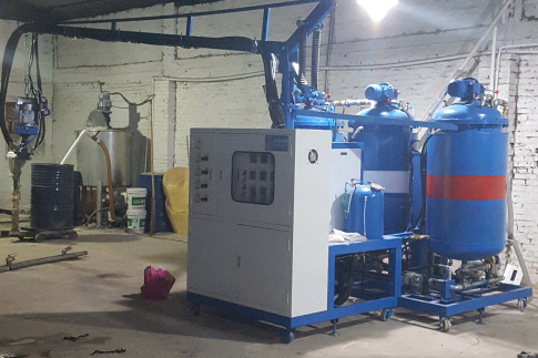 BJD-200型三组份低压发泡机